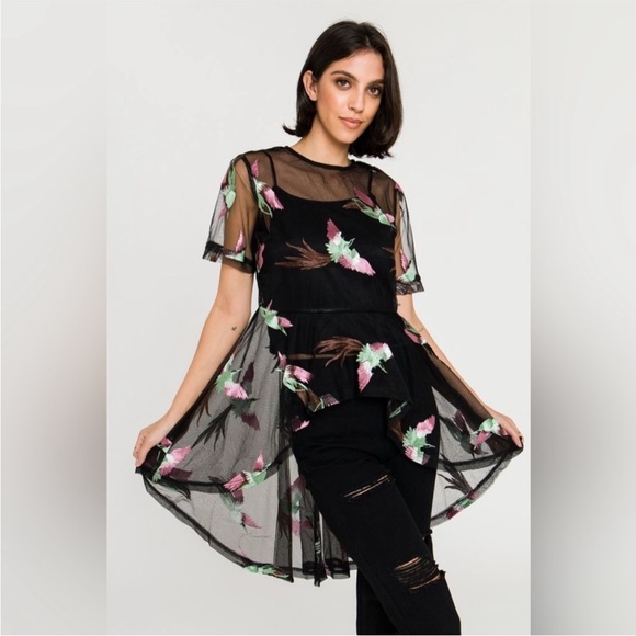 Endless Rose Black High/Low Embroidered Mesh Tunic
Blouse w/Birds. NWT Size XS* - Picture 6 of 7